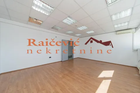 Rent, office space, 216m², Zemun Gornji Grad, Zemun Sve Podlokacije - image 9