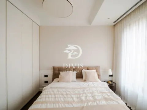 Izdavanje, trosoban stan, 88m², Savski Venac, Beograd - image 13