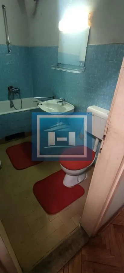 Prodaja, trosoban stan, 80m², Centar, Jagodina