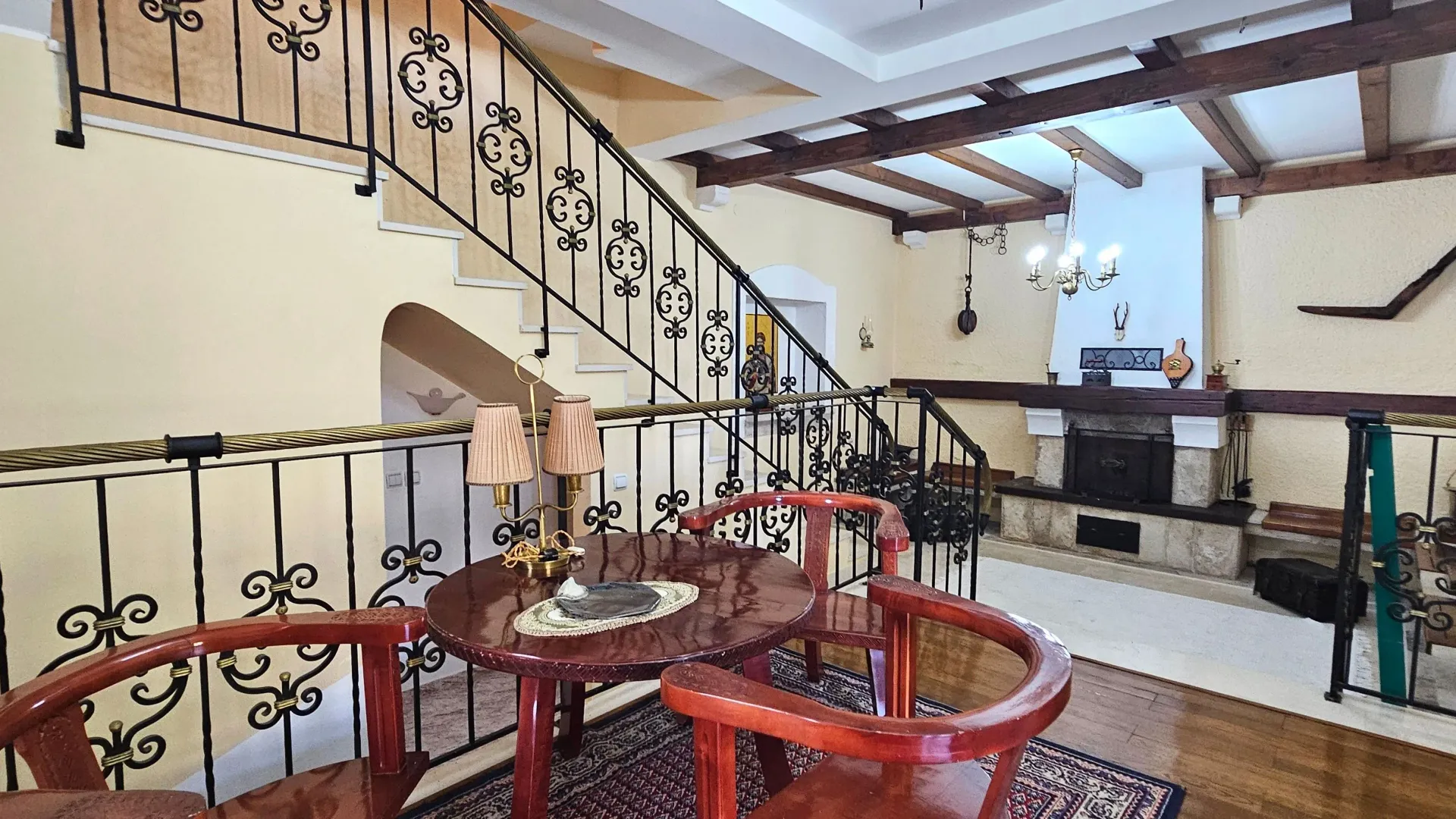 Rent, house, 350m², Blizikuće, Budva