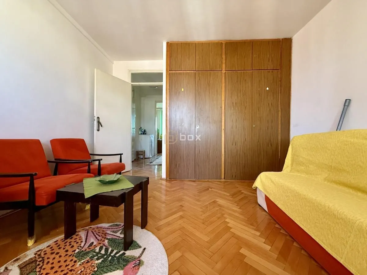 Izdavanje, trosoban stan, 75m², Crveni Pevac, Niš