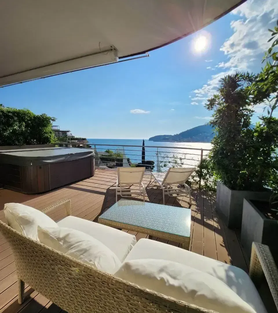 Prodaja, dvosoban stan, 138m², Dukley Gardens, Budva