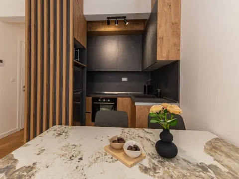 Rent, one bedroom apartment, 45m², Šušanj, Bar - image 7