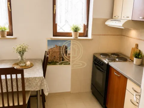 Izdavanje, trosoban stan, 160m², Čajkino brdo, Vrnjačka Banja - image 7