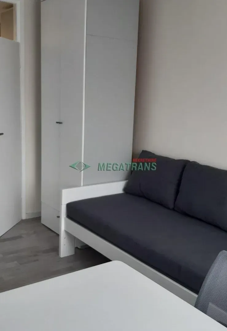Izdavanje, dvosoban stan, 42m², Liman 2, Novi Sad Sve Podlokacije