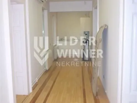 Izdavanje, stan, 220m², Stari Grad, Beograd - image 16