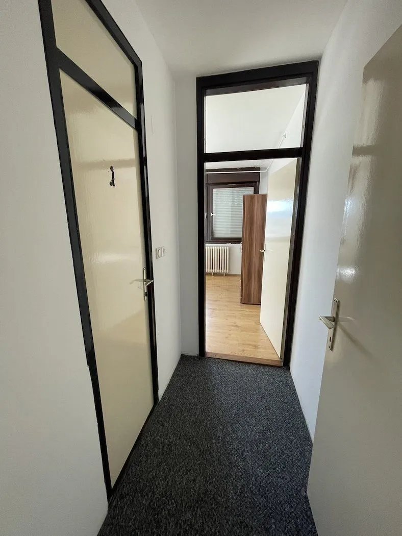 Rent, one bedroom apartment, 64m², Avijatičarsko naselje, Novi Sad Sve Podlokacije
