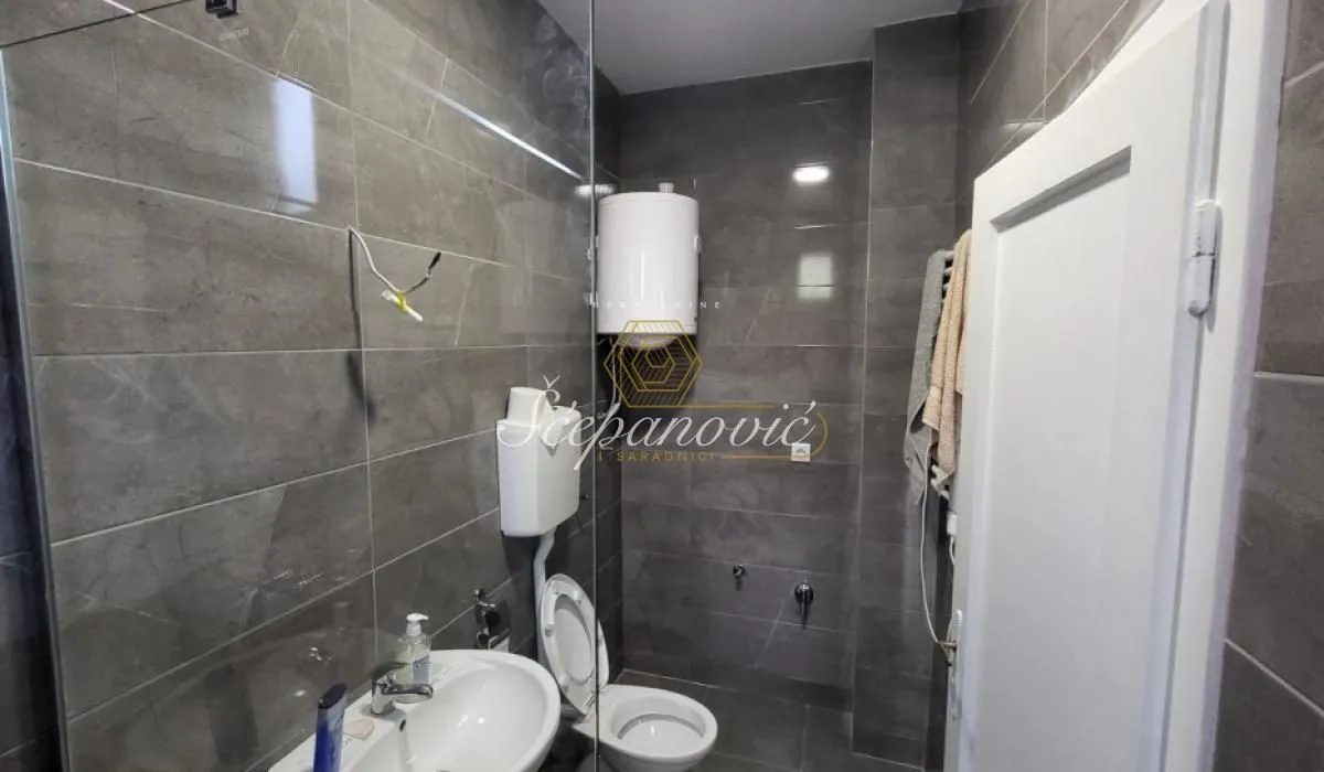 Prodaja, kuća, 94m², Banatić, Novi Sad Sve Podlokacije