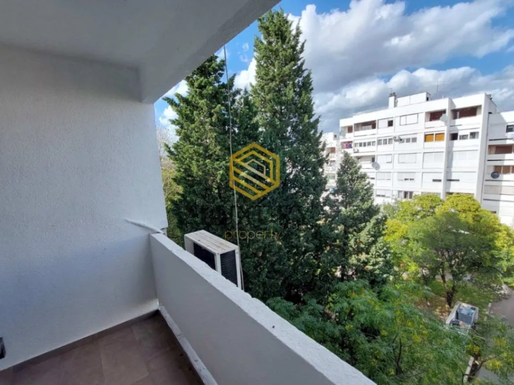 Prodaja, jednosoban stan, 50m², Gintaš, Podgorica