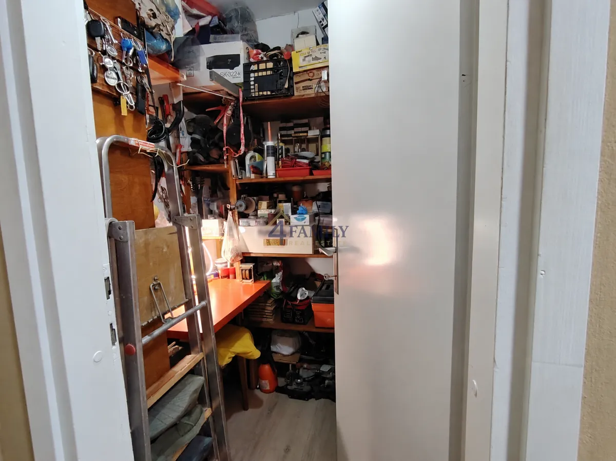 Prodaja, trosoban stan, 95m², Novi Beograd Blok 70, Novi Beograd Sve Podlokacije