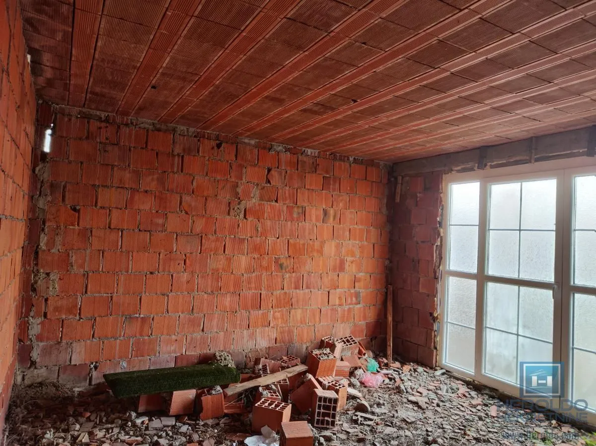 Prodaja, kuća, 100m², Crvene livade, Jagodina