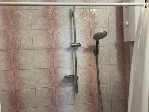 Izdavanje, trosoban stan, 78m², Betanija, Novi Sad Sve Podlokacije - image 8