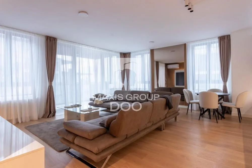 Sale, four bedroom apartment, 123m², Savski Venac, Beograd
