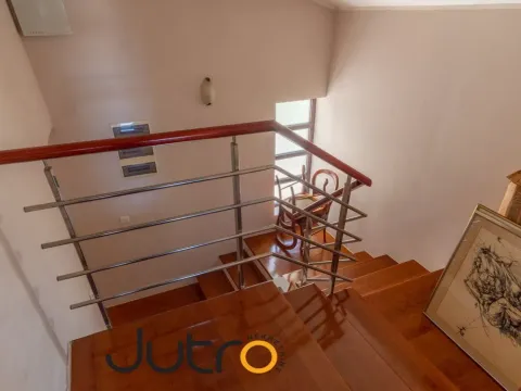 Izdavanje, kuća, 320m², Donja Gorica, Podgorica - image 28