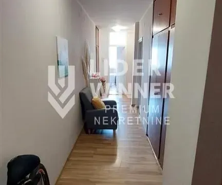 Prodaja, dvosoban stan, 71m², Novi Beograd Blok 38, Novi Beograd Sve Podlokacije - image 3