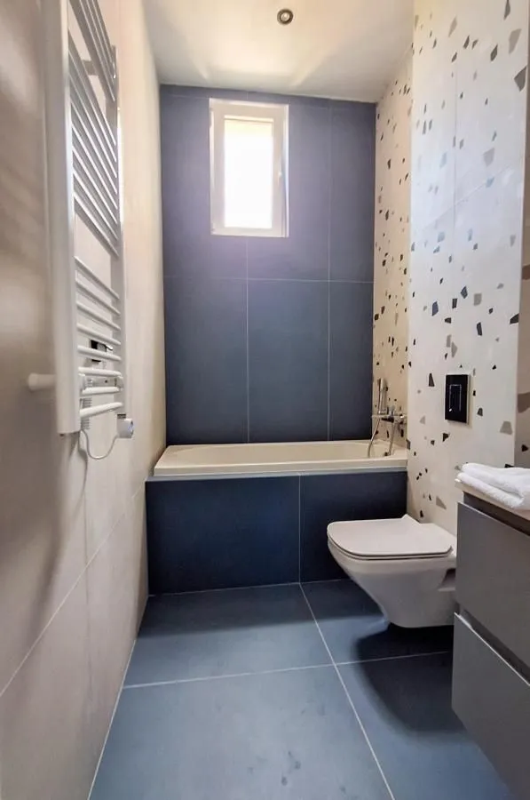 Prodaja, kuća, 320m², Herceg Novi, Crna Gora