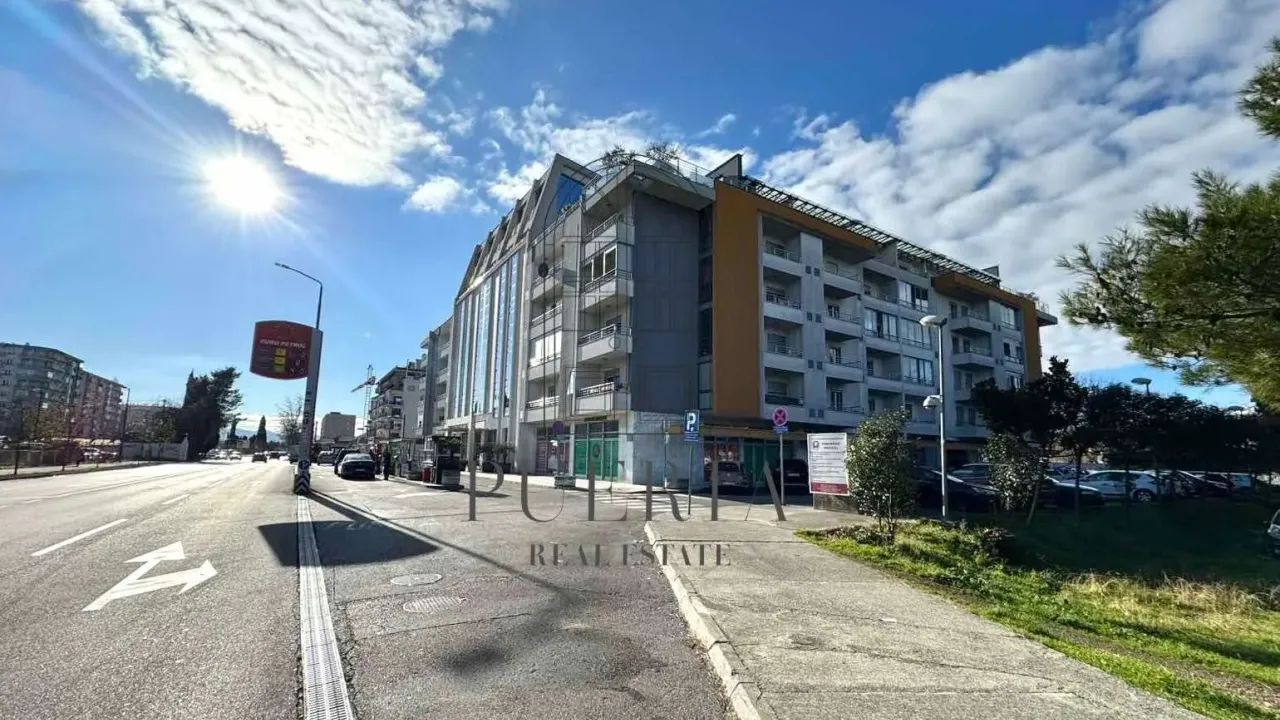 Rent, one bedroom apartment, 40m², Pobrežje, Podgorica