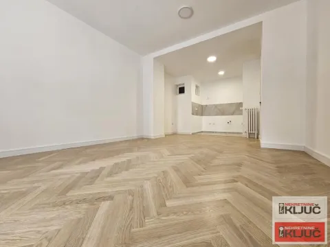 Sale, three bedroom apartment, 75m², Centar, Novi Sad - image 2