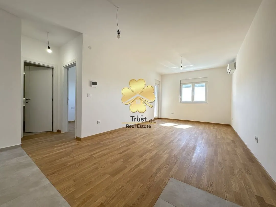 Rent, apartment, 47m², Stari Aerodrom, Podgorica