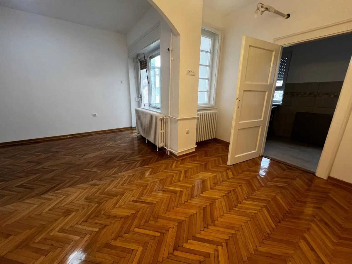 Rent, office space, 80m², Stari grad, Novi Sad