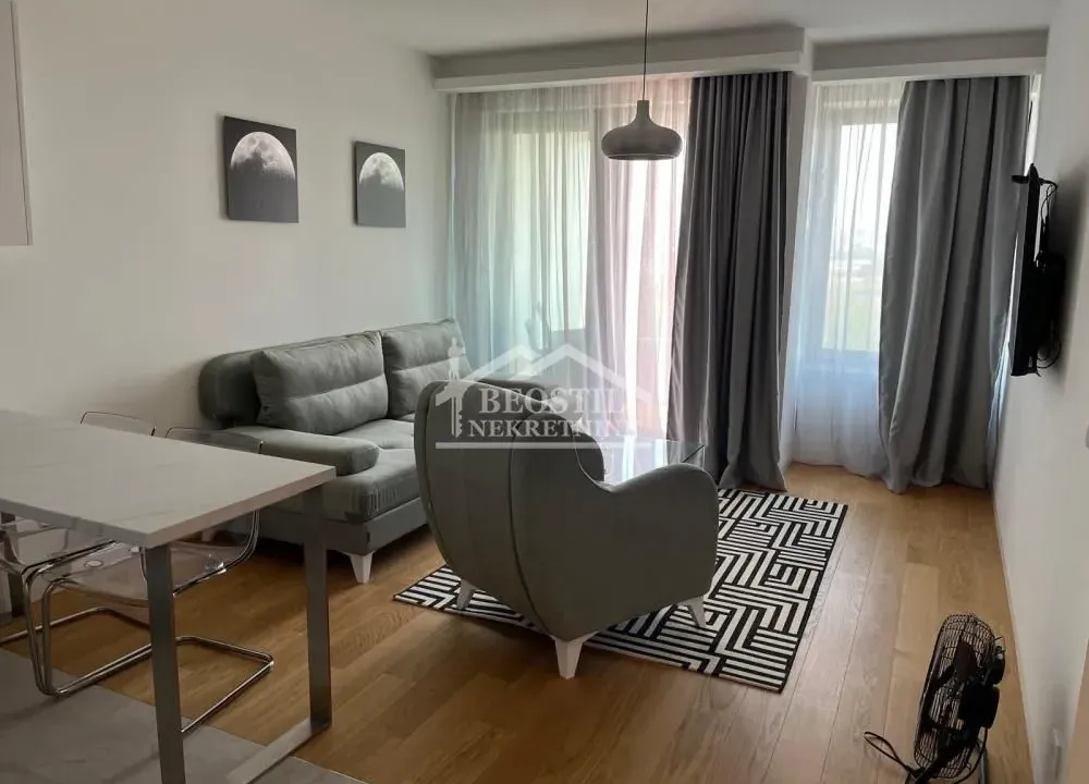 Rent, one bedroom apartment, 41m², Novi Beograd Sve Podlokacije, Beograd
