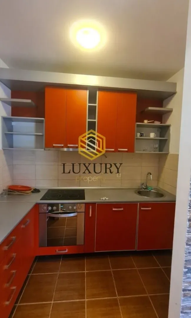 Prodaja, jednosoban stan, 48m², Tološi, Podgorica