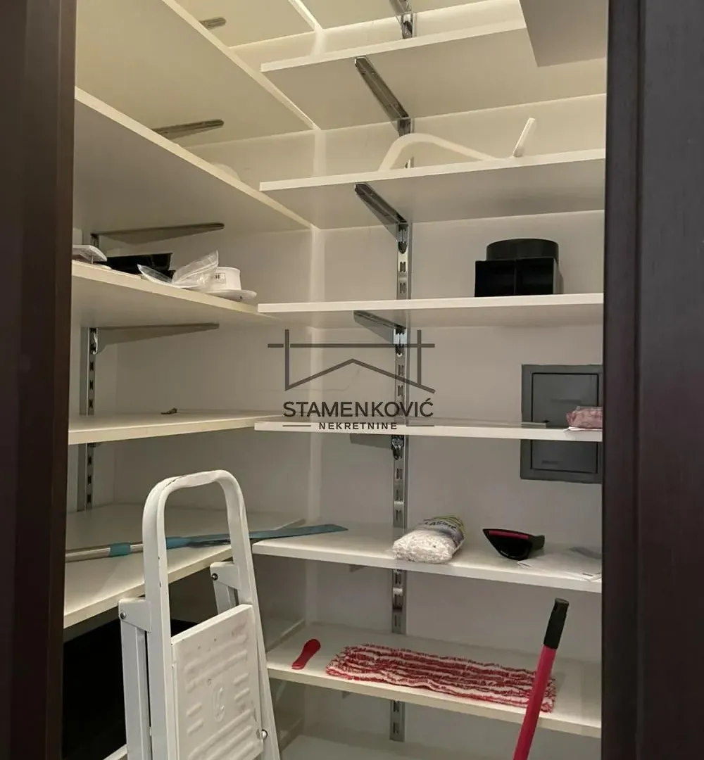 Prodaja, trosoban stan, 105m², Liman 3, Novi Sad Sve Podlokacije