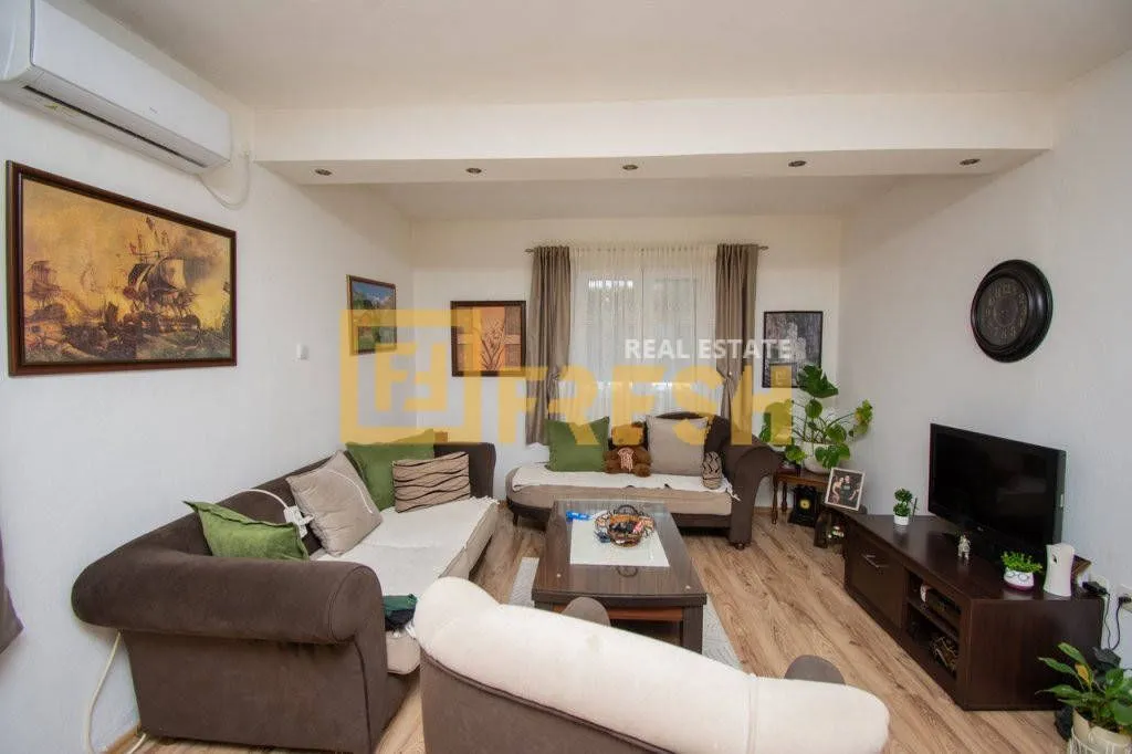 Prodaja, kuća, 160m², Zeta, Podgorica