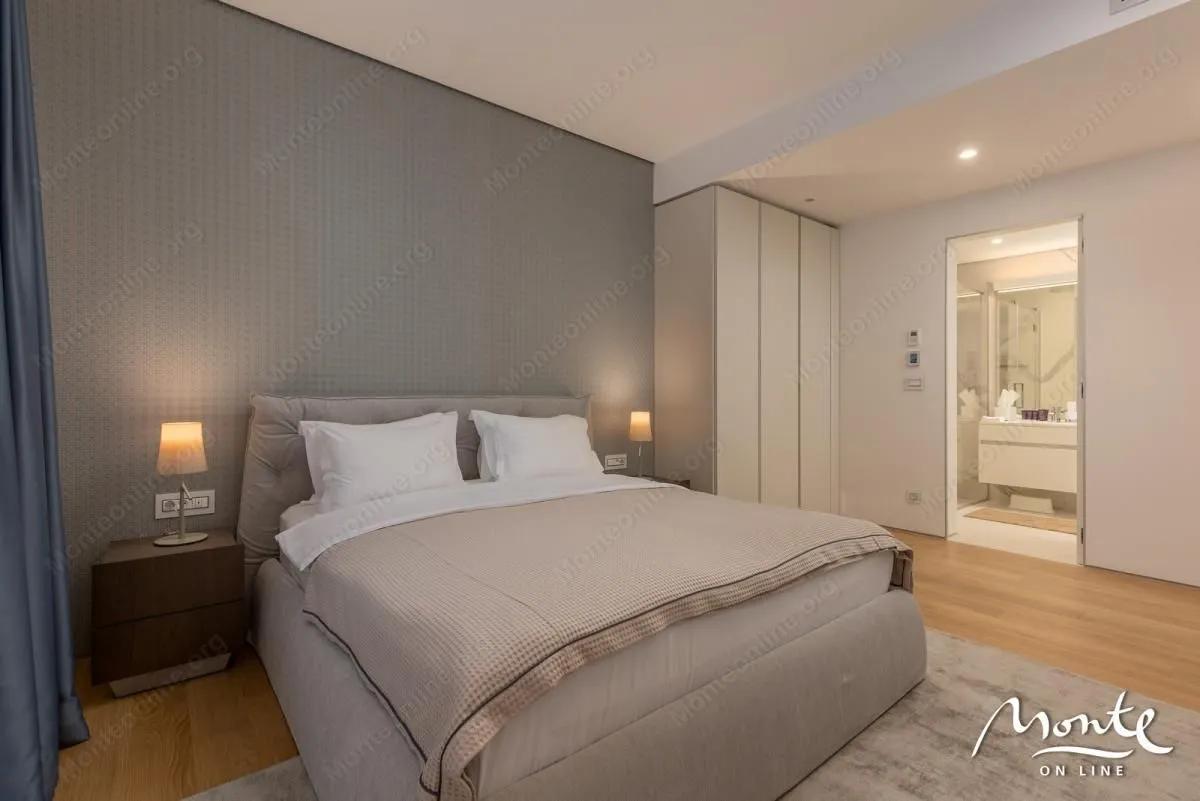 Sale, four bedroom apartment, 287m², Budva, Crna Gora