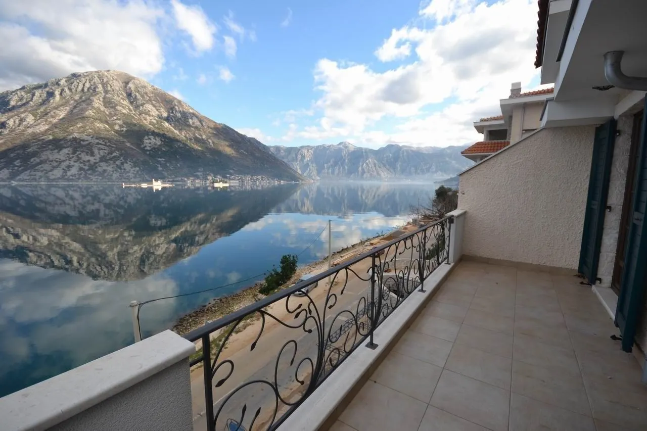 Sale, house, 235m², Kostanjica, Kotor