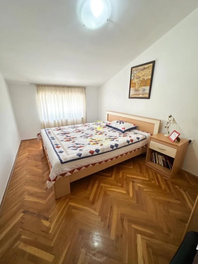 Prodaja, dvosoban stan, 75m², Centar, Podgorica