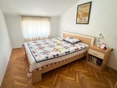 Prodaja, dvosoban stan, 75m², Centar, Podgorica - image 2