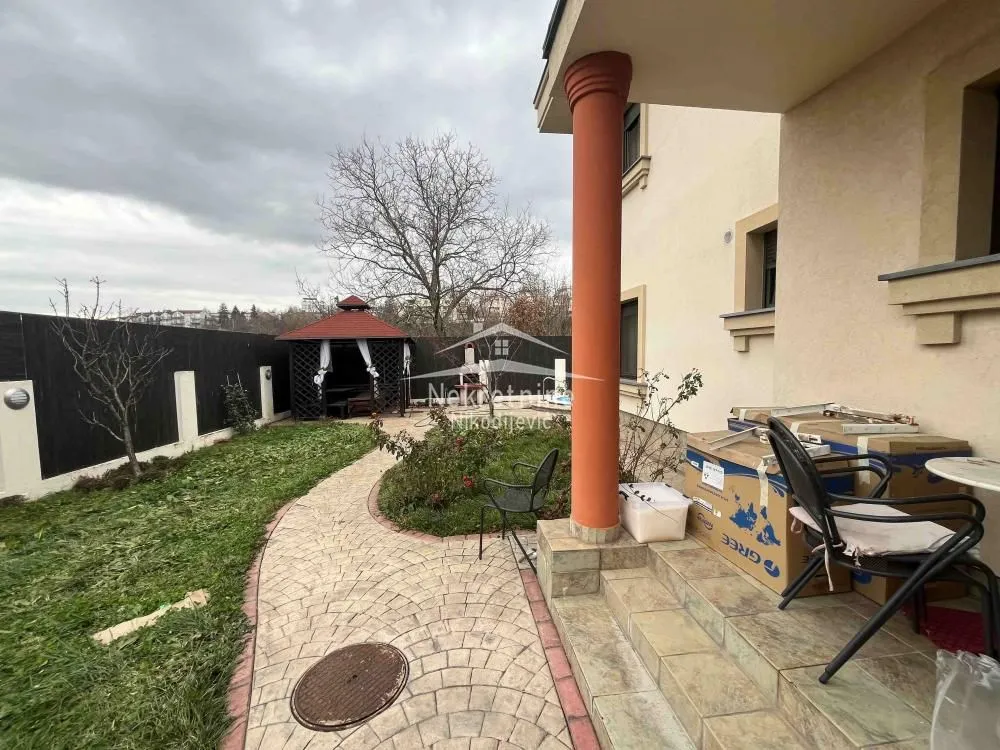 Sale, apartment, 220m², Savski Venac, Beograd