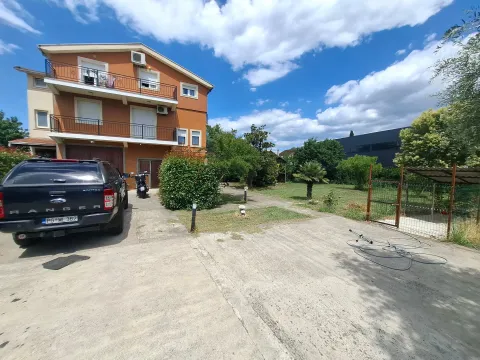 Rent, house, 110m², Donja Gorica, Podgorica - image 4