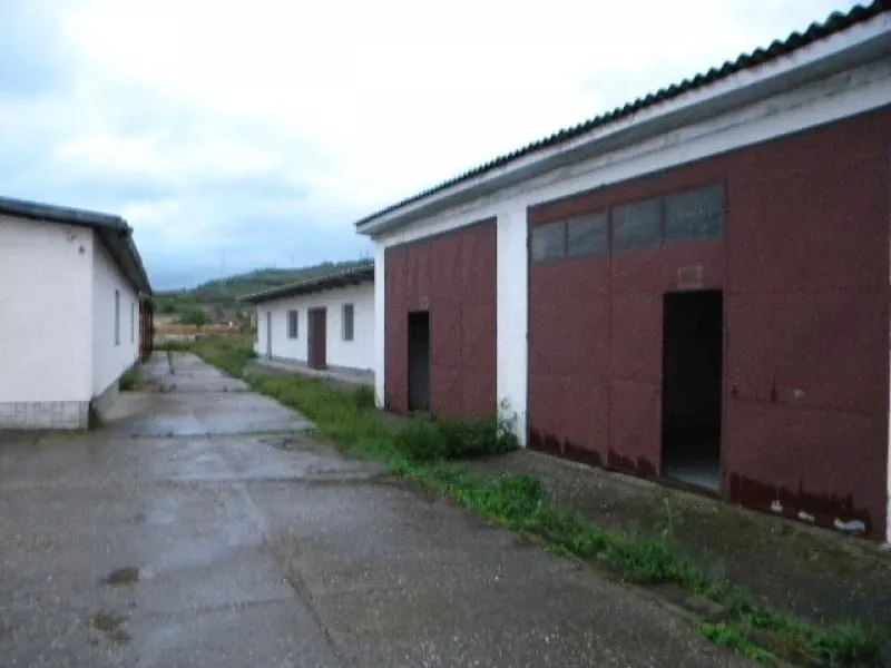 Rent, office space, 3500m², Mislodjin, Obrenovac