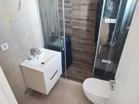 Sale, four bedroom apartment, 91m², Medijana, Niš - image 11