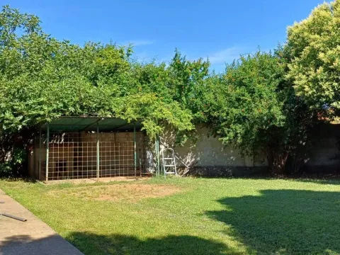 Izdavanje, kuća, 260m², Donji Kokoti, Podgorica - image 12