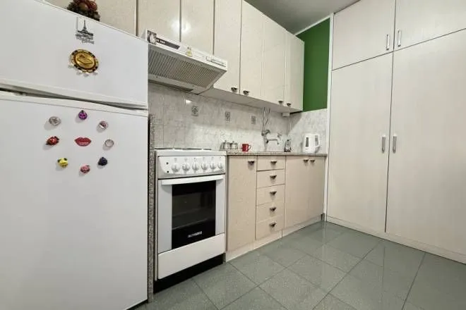 Prodaja, trosoban stan, 65m², Šumice, Beograd