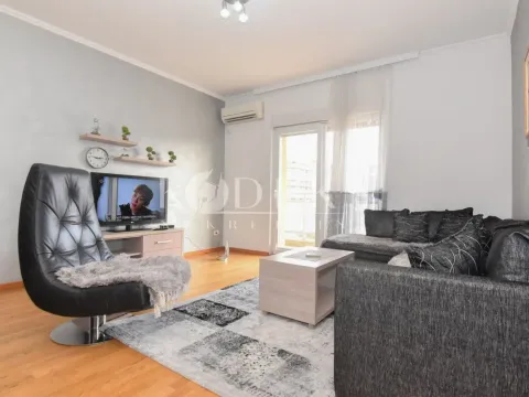 Rent, one bedroom apartment, 53m², City Kvart, Podgorica - image 11