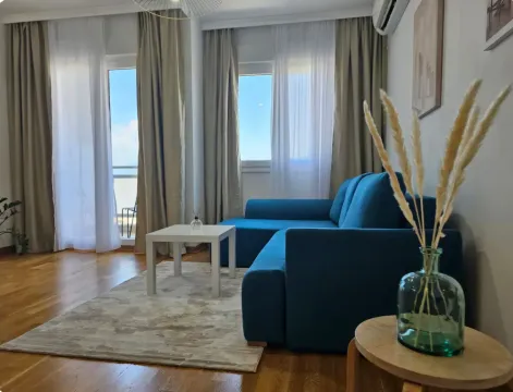 Prodaja, garsonjera, 29m², City Kvart, Podgorica - image 2