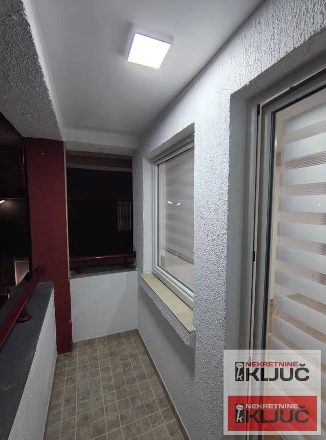 Prodaja, dvosoban stan, 40m², Grbavica, Novi Sad Sve Podlokacije