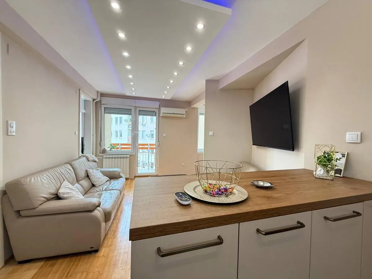 Rent, apartment, 41m², Socijalno, Novi Sad Sve Podlokacije