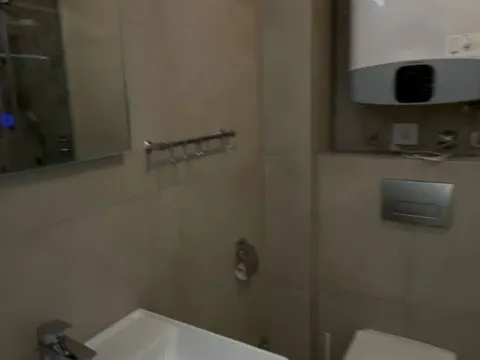 Izdavanje, poslovni prostor, 55m², Crveni Krst, Beograd - image 9