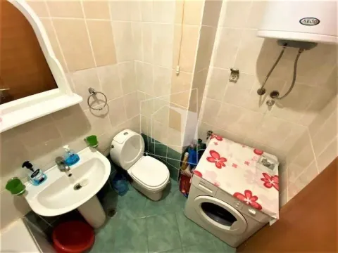 Rent, one bedroom apartment, 40m², Podgorica, Crna Gora - image 12