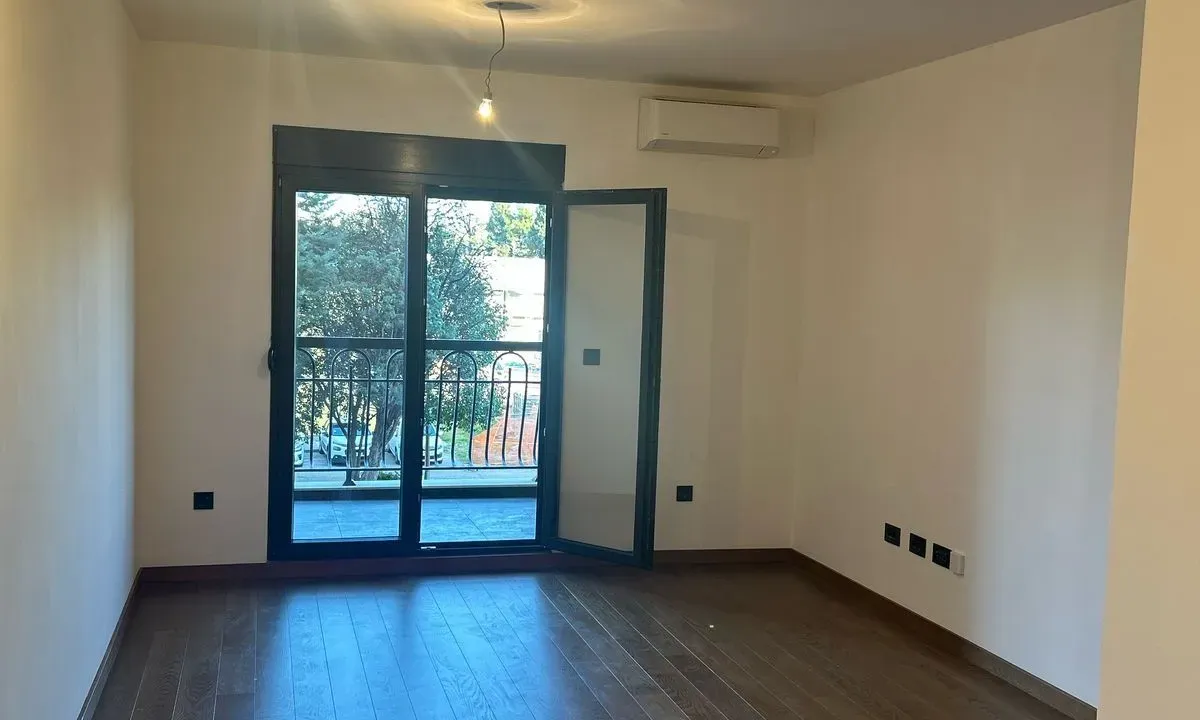 Izdavanje, jednosoban stan, 51m², Ljubović, Podgorica