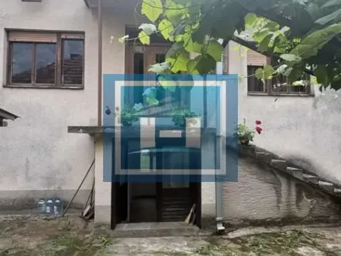 Prodaja, kuća, 157m², Ribarski put, Jagodina - image 13