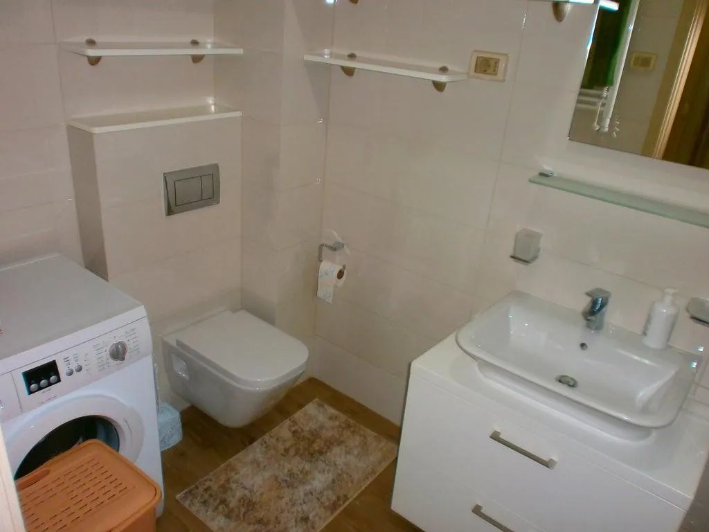 Rent, two bedroom apartment, 70m², City Kvart, Podgorica