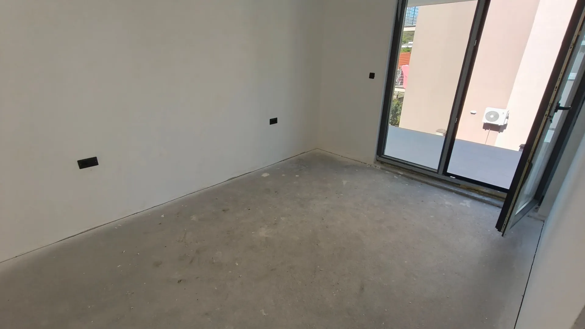 Sale, one bedroom apartment, 64m², Blok 9, Podgorica