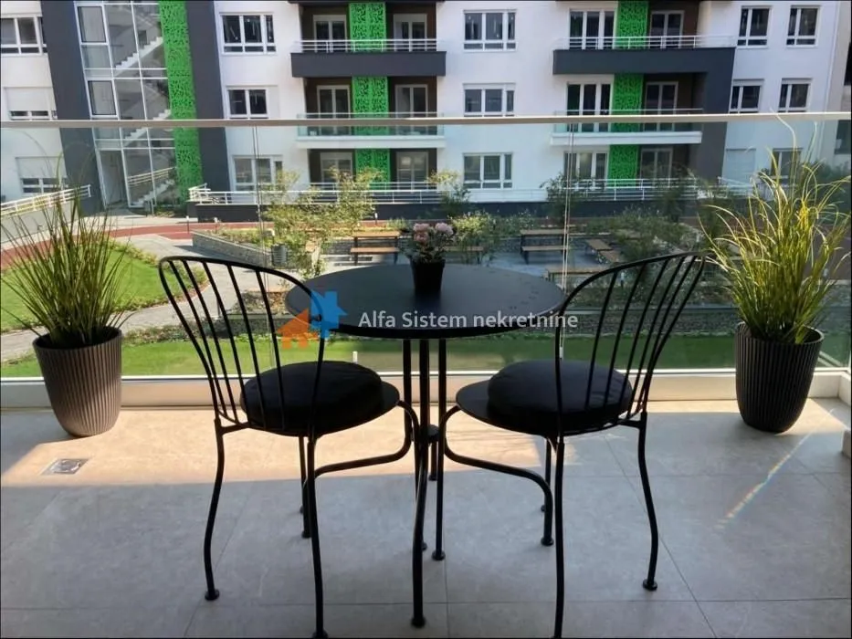 Izdavanje, dvosoban stan, 54m², Novi Beograd Blok 65, Novi Beograd Sve Podlokacije