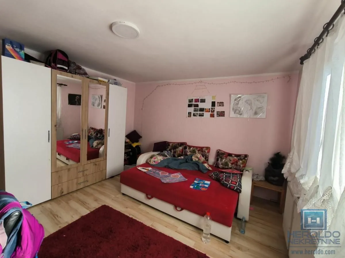 Prodaja, kuća, 163m², Ćuprija, Srbija